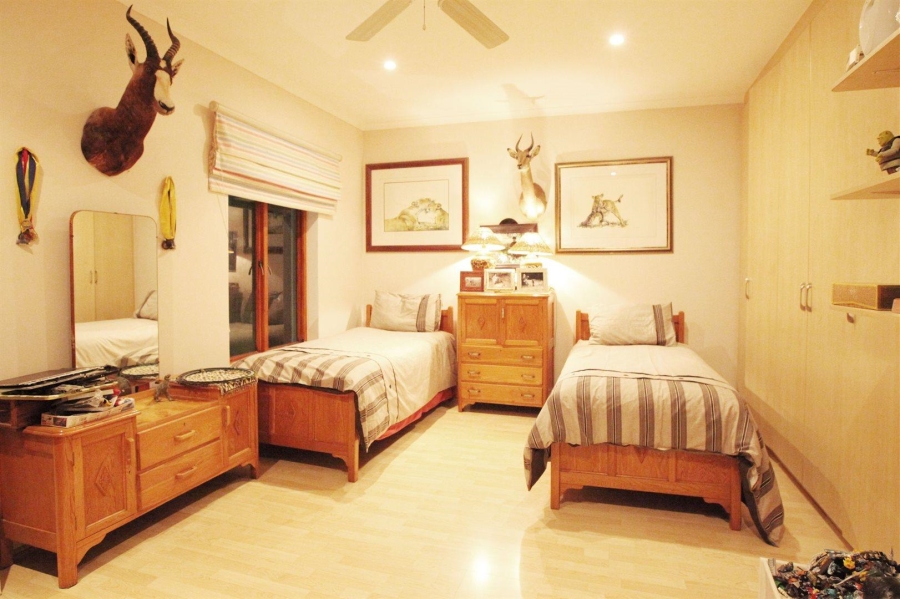 5 Bedroom Property for Sale in Welgemoed Western Cape